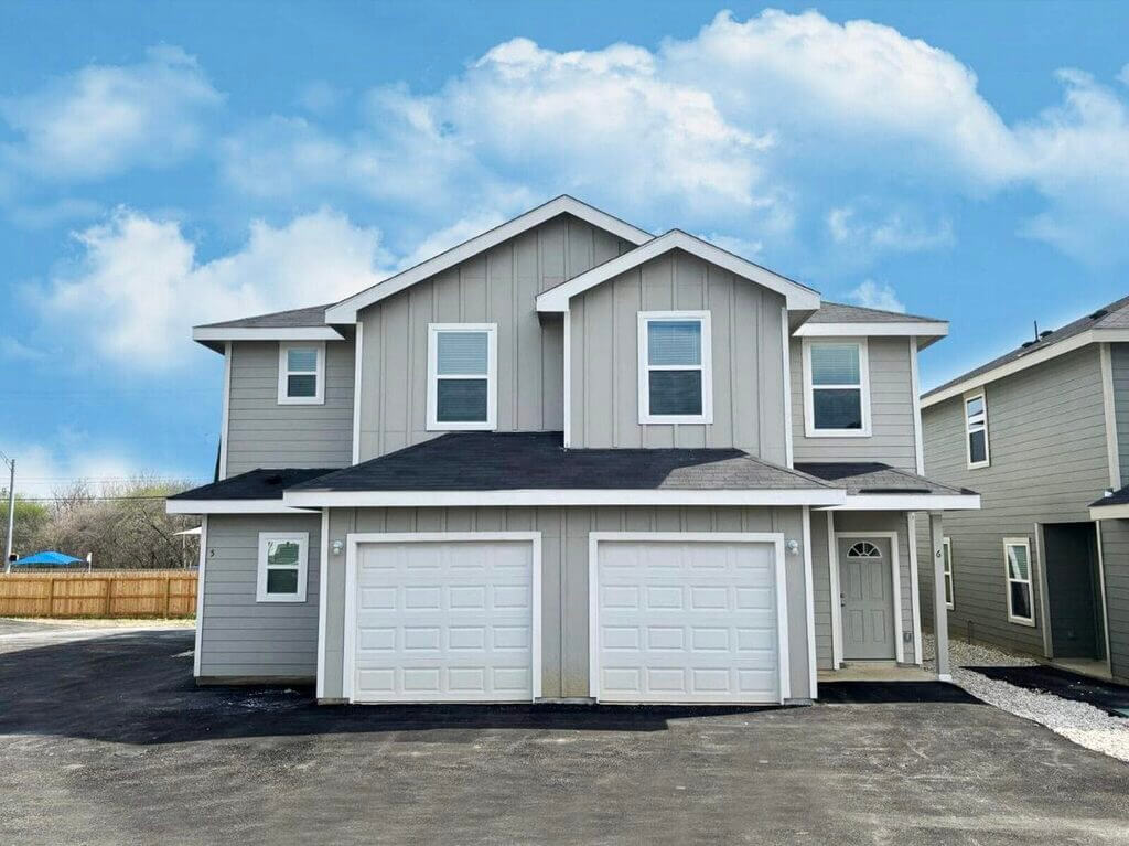 Picture of New Construction Duplex in San Antonio.